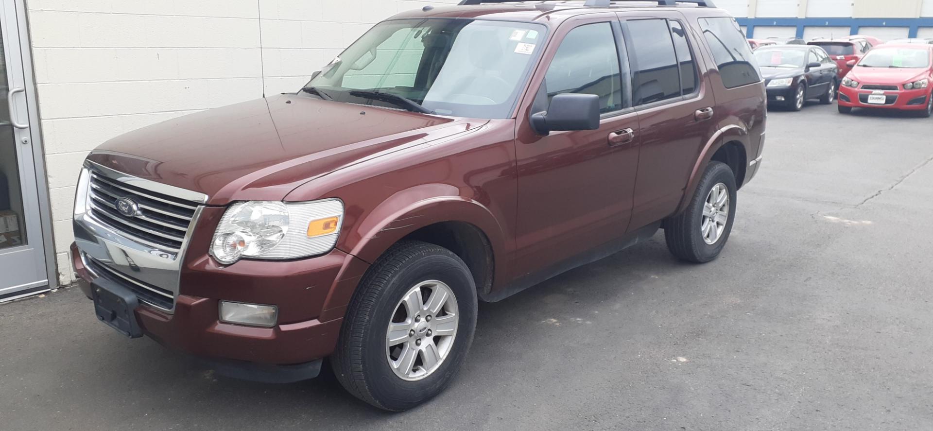 2010 Ford Explorer XLT 4.0L 4WD (1FMEU7DE4AU) with an 4.0L V6 SOHC 16V engine, 5-Speed Automatic transmission, located at 2015 Cambell Street, Rapid City, SD, 57701, (605) 342-8326, 44.066433, -103.191772 - CARFAX AVAILABLE - Photo#1